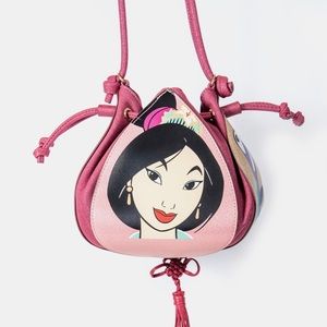 Mulan 4 Sided Drawstring Crossbody Disney x Danielle Nicole